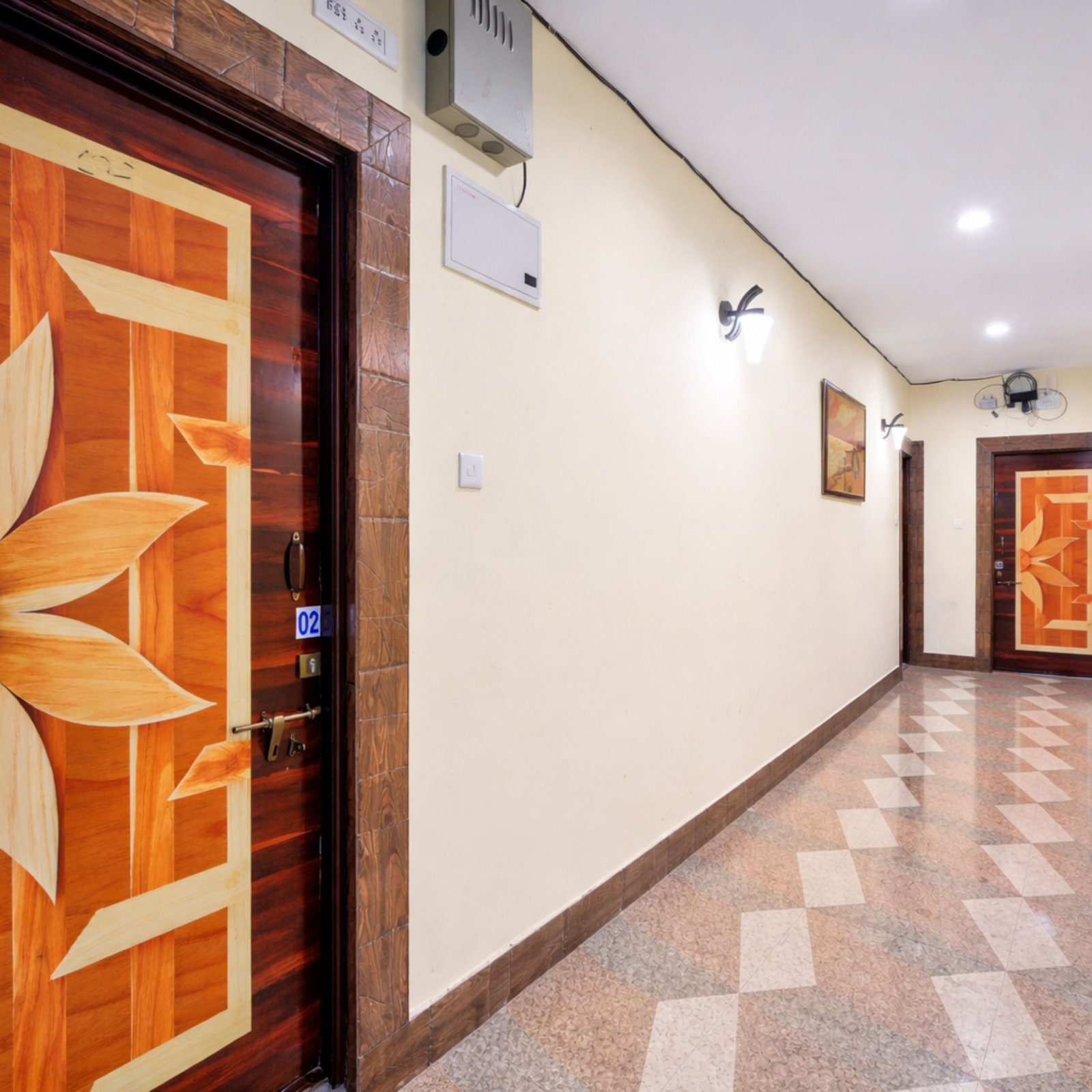 Plaza Room