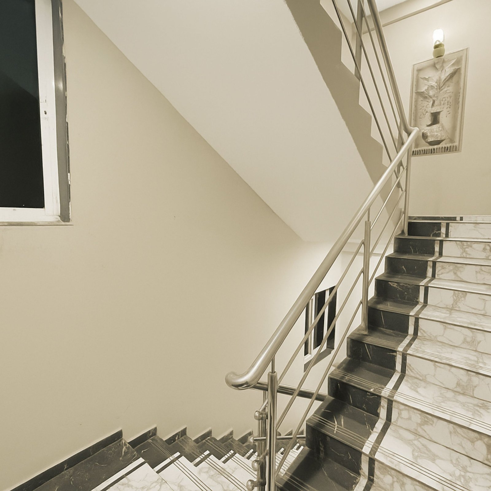 1 Bedroom Hall