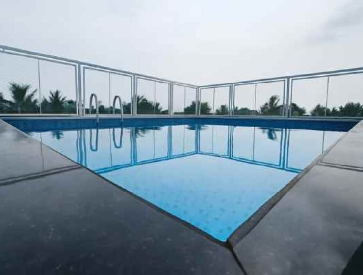 Up to 8 Perosn – 2 Modern AC Rooms