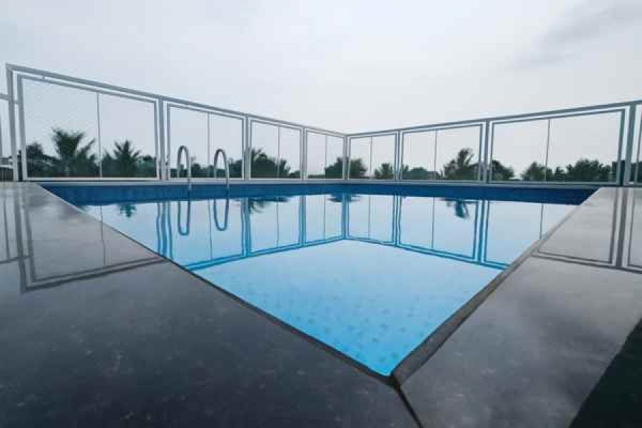 Up to 8 Perosn – 2 Modern AC Rooms