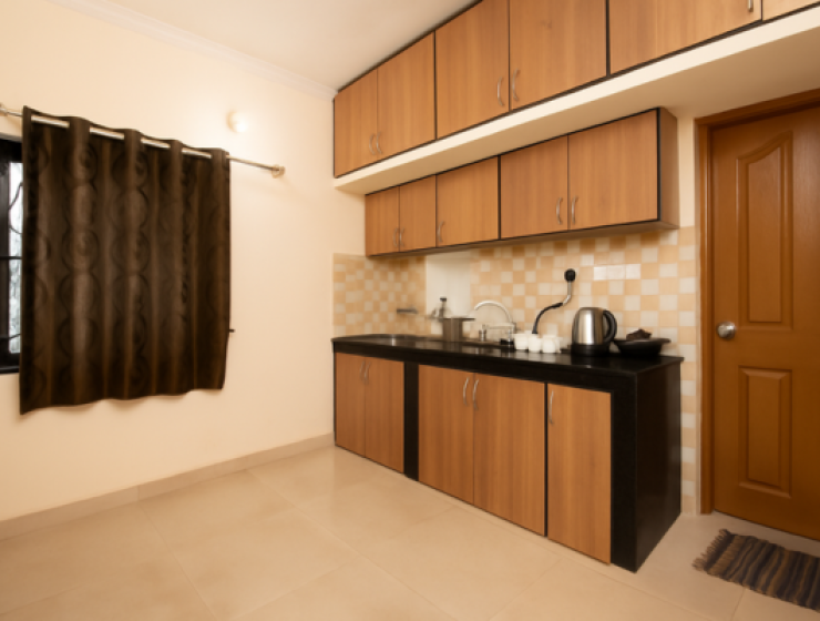 1 Bedroom Hall with Kitchen
