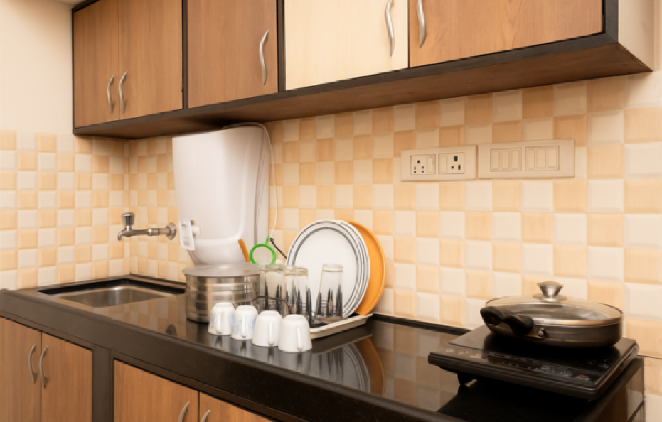 1 Bedroom Hall with Kitchen