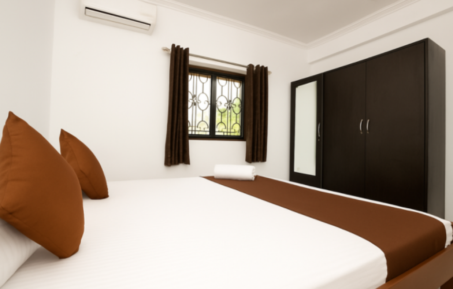 1 Bedroom Hall with Kitchen